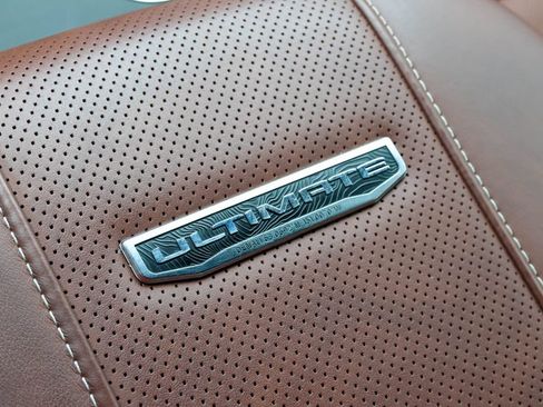 Used 2025 GMC Sierra 2500 Denali Ultimate AWD/4WD image 19