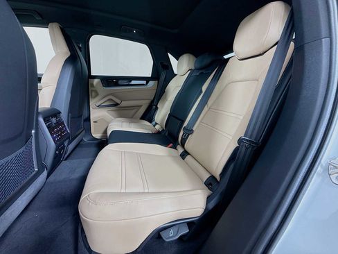 New 2026 Porsche Cayenne E-Hybrid image 24