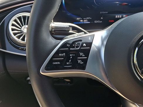 Used 2023 Mercedes-Benz EQE 500 4MATIC Sedan w/ Digital Light Package image 22