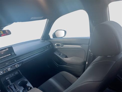 Used 2023 Honda Civic Sport image 21