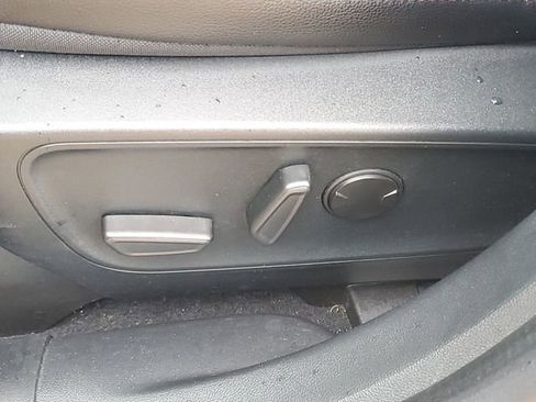 Used 2022 Ford Escape Titanium w/ Titanium Premium Package FWD image 13