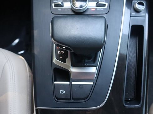Used 2018 Audi Q5 2.0T Premium Plus w/ Premium Plus Package AWD/4WD image 37