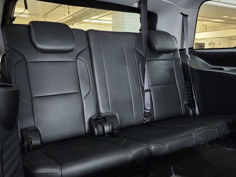 Used 2017 Chevrolet Tahoe LT w/ LT Signature Package AWD/4WD image 23