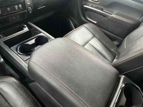 Used 2023 Nissan Titan PRO-4X w/ Pro-4x Convenience Package image 25