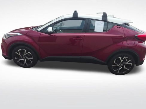 Used 2018 Toyota C-HR XLE FWD image 4