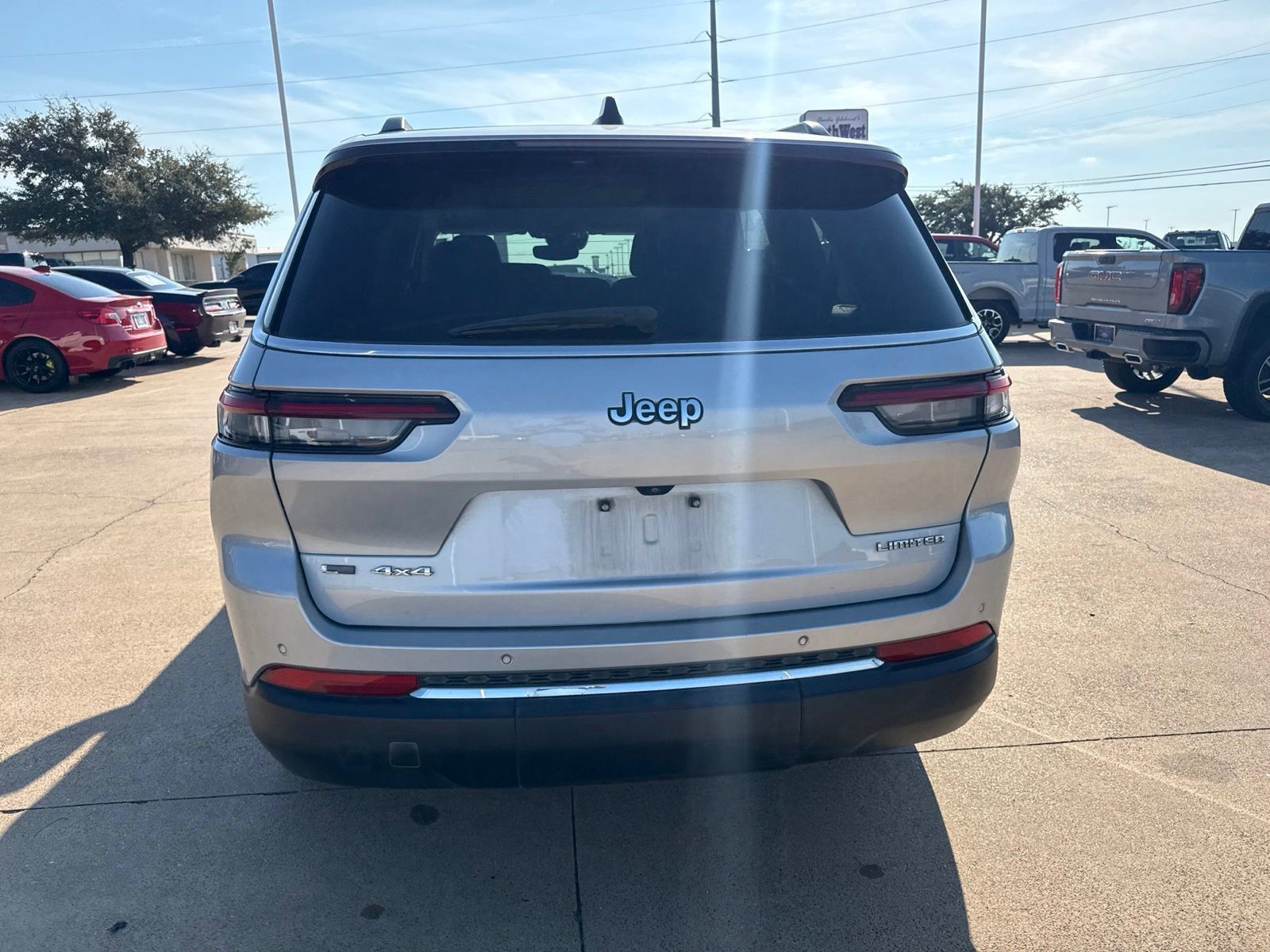 Used 2021 Jeep Grand Cherokee L Limited AWD/4WD image 6