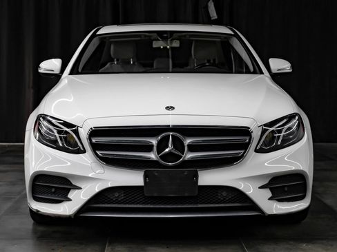 Used 2018 Mercedes-Benz E 300 w/ Premium 1 Package image 8