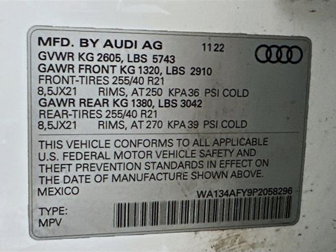 Used 2023 Audi SQ5 Prestige w/ Prestige Package image 36