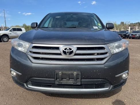 Used 2012 Toyota Highlander Limited w/ Tow Pkg image 8