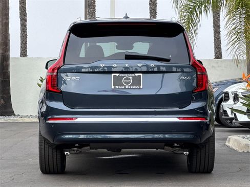 New 2026 Volvo XC90 B6 Plus w/ Protection Package Premier image 4