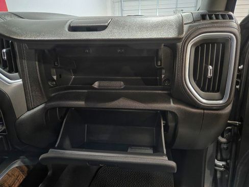 Used 2022 GMC Sierra 1500 Denali w/ Denali Premium Package image 40