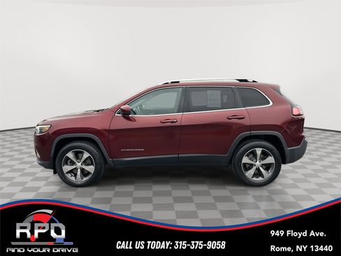 Used 2019 Jeep Cherokee Limited AWD/4WD image 2