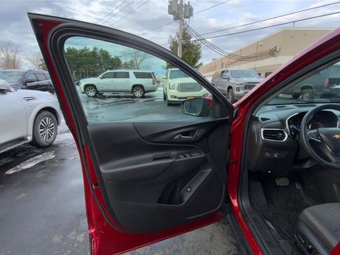 Used 2024 Chevrolet Equinox LT w/ LPO, Floor Liner Package image 20