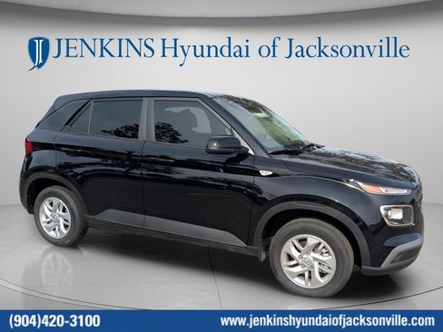 New 2026 Hyundai Venue SE FWD image 1