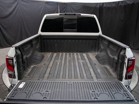 Used 2021 Nissan Titan PRO-4X w/ Off Road Protection Package image 18