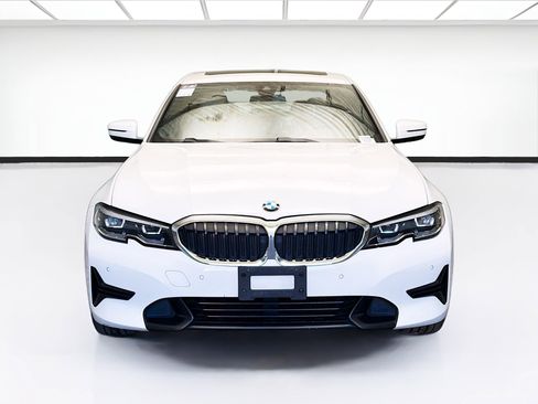 Used 2019 BMW 330i 330i w/ Premium Package image 2
