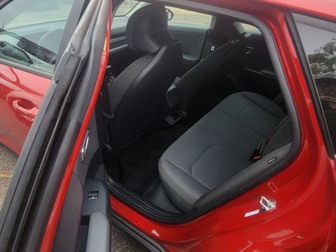 Used 2025 Kia K4 LXS image 9