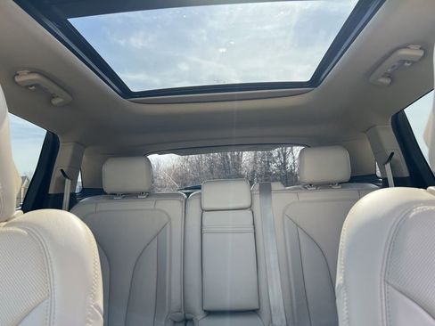 Used 2016 Lincoln MKX Reserve w/ Technology Package image 31