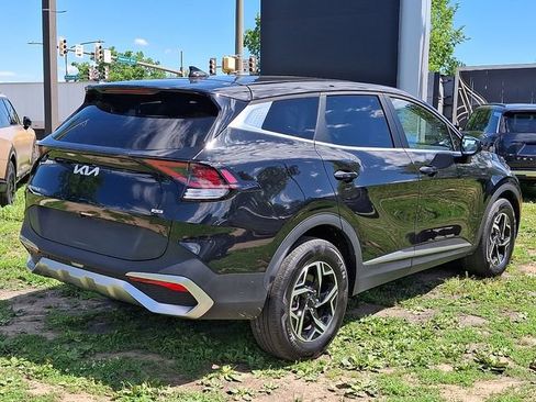 Certified 2024 Kia Sportage LX AWD/4WD image 6