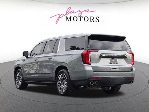 Used 2023 GMC Yukon XL Denali Ultimate AWD/4WD image 7
