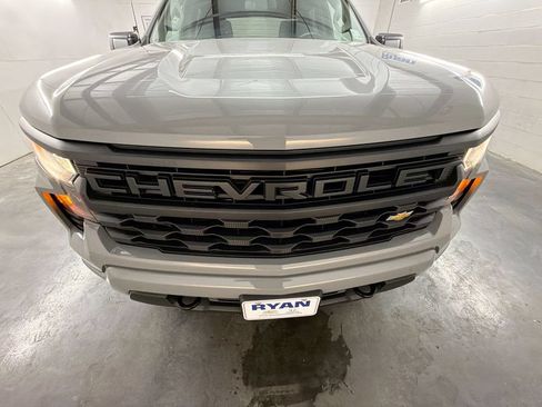 Used 2025 Chevrolet Silverado 1500 Custom AWD/4WD image 28