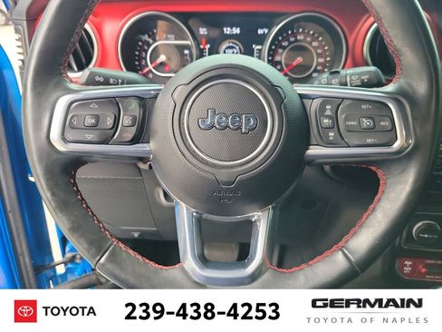 Used 2022 Jeep Wrangler Unlimited Rubicon w/ Xtreme Recon 35" Tire Package AWD/4WD image 25