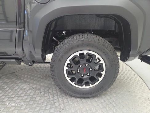 New 2026 Toyota Tacoma TRD Off-Road AWD/4WD image 23