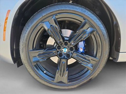 Certified 2025 BMW X3 xDrive30i w/ Premium Package image 21