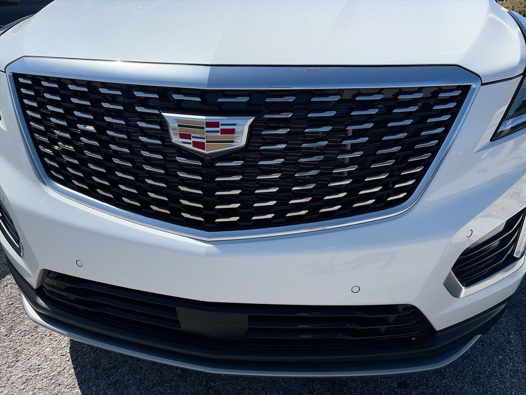 Certified 2026 Cadillac XT5 Premium Luxury w/ Driver Assist Package FWD image 32