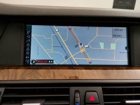 Used 2011 BMW 535i xDrive Sedan image 16