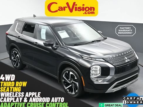 Used 2023 Mitsubishi Outlander SE AWD/4WD image 1