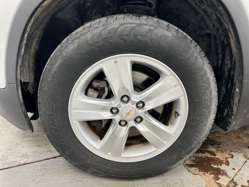 Used 2018 Chevrolet Trax LT w/ LT Convenience Package image 26