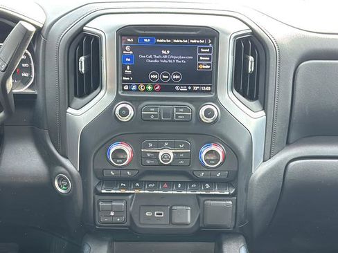 Used 2021 GMC Sierra 1500 Elevation w/ Preferred Package image 23