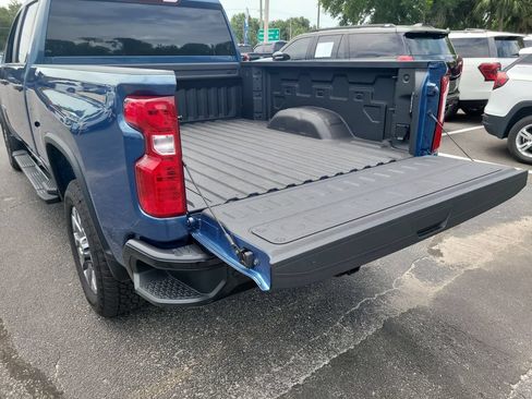 Used 2026 Chevrolet Silverado 2500 Custom w/ Custom Value Package AWD/4WD image 8