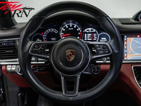 Used 2020 Porsche Panamera GTS image 30