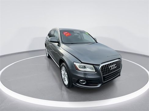 Used 2016 Audi Q5 2.0T Premium Plus w/ Technology Package image 3