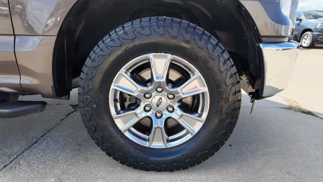 Used 2016 Ford F150 XLT w/ Equipment Group 302A Luxury AWD/4WD image 9