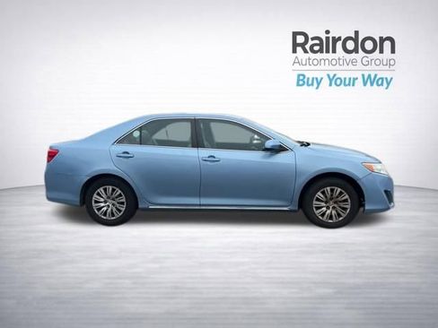 Used 2012 Toyota Camry LE image 10