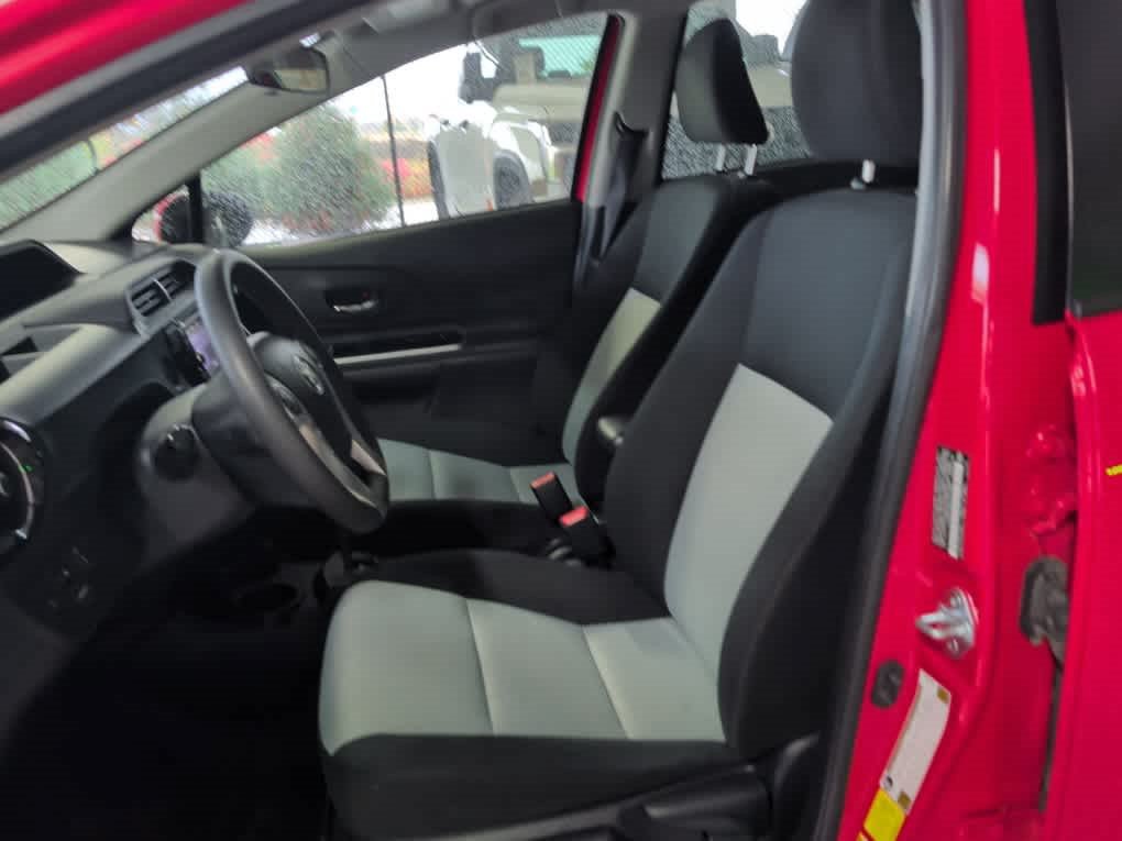Used 2017 Toyota Prius C Two FWD image 10