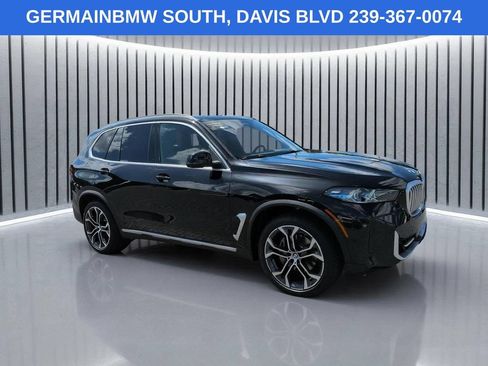 Certified 2024 BMW X5 sDrive40i w/ Premium Package RWD image 3