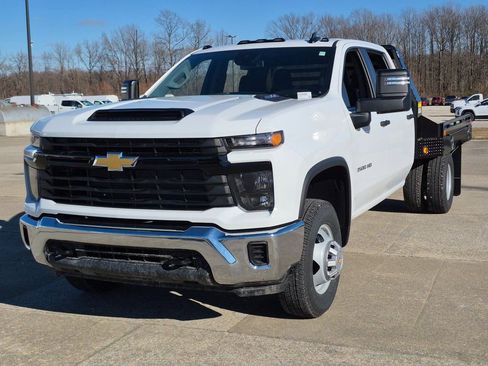 New 2025 Chevrolet Silverado 3500 W/T AWD/4WD image 3