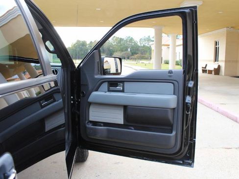 Used 2013 Ford F150 XLT w/ Luxury Equipment Group image 28