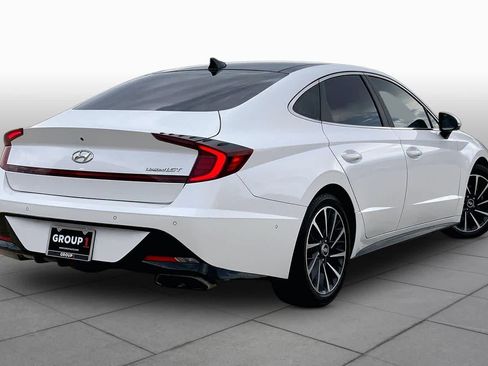 Used 2022 Hyundai Sonata Limited w/ Preferred Accessory Package FWD image 13