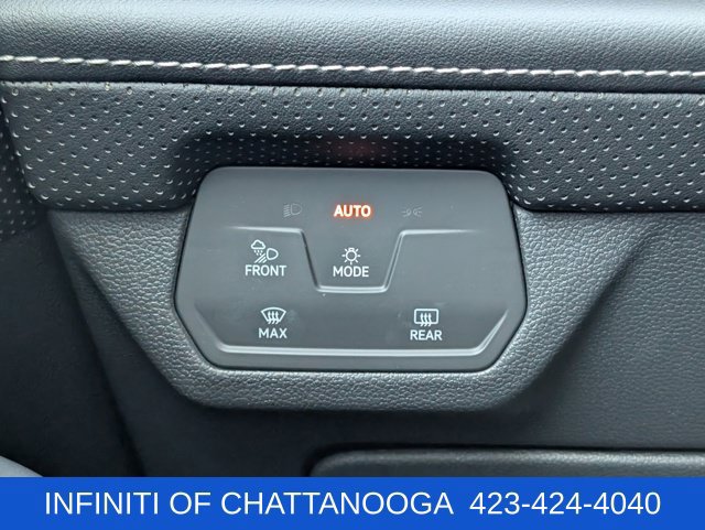Used 2024 Volkswagen Atlas SE w/ Black Wheel Package FWD image 29