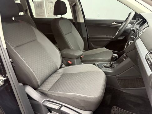 Used 2020 Volkswagen Tiguan S FWD image 37