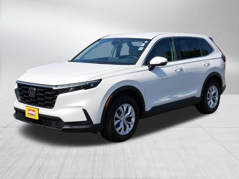 Used 2023 Honda CR-V LX image 3