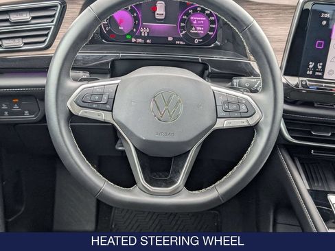 Used 2025 Volkswagen Atlas SEL AWD/4WD image 20
