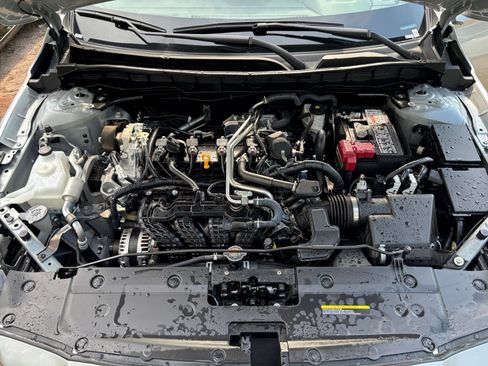 Used 2026 Nissan Altima 2.5 SV FWD image 32