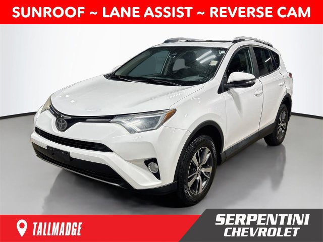 Used 2017 Toyota RAV4 XLE w/ Carpet Mat Package AWD/4WD image 1