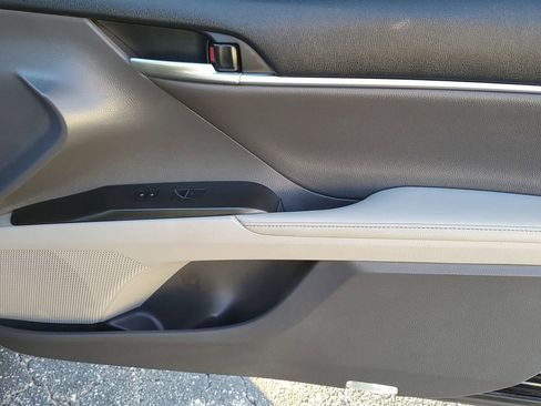 Used 2024 Toyota Camry XLE image 45